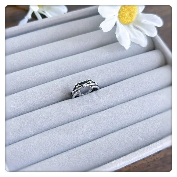 ✨NEW LAUNCH✨925 stamped silver Super Cool style adjustable ring for women girl - Picture 2 of 8